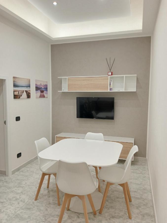 Appartement Fra Sole E Stelle à Bari Extérieur photo