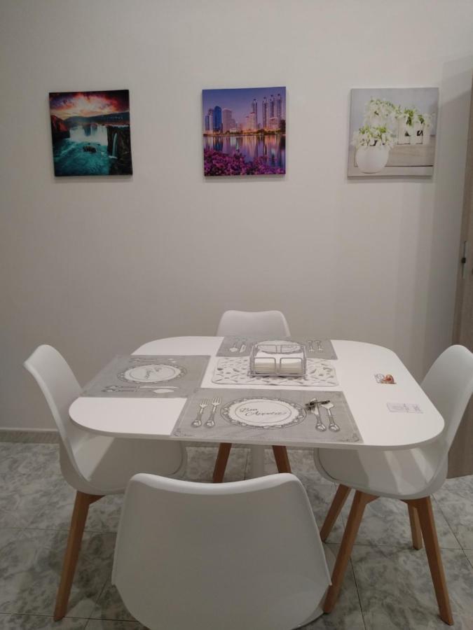 Appartement Fra Sole E Stelle à Bari Extérieur photo